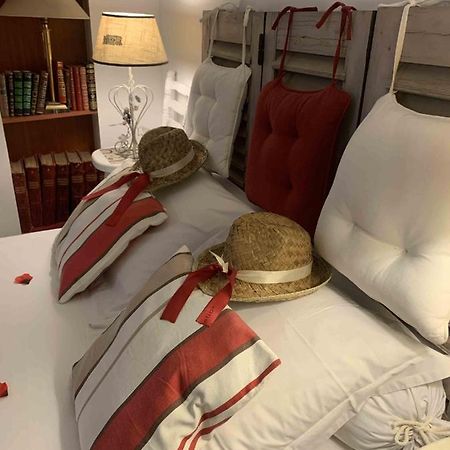 Chambre Et Salle De Bain Cocooning Labellisee Nice Exterior foto